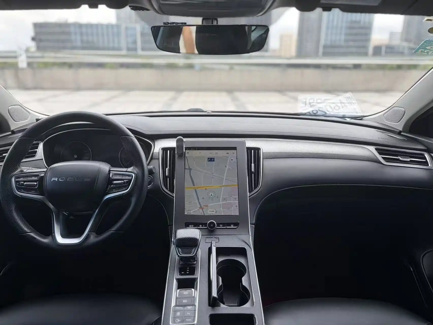 Фото 8 - Roewe i6 MAX EV