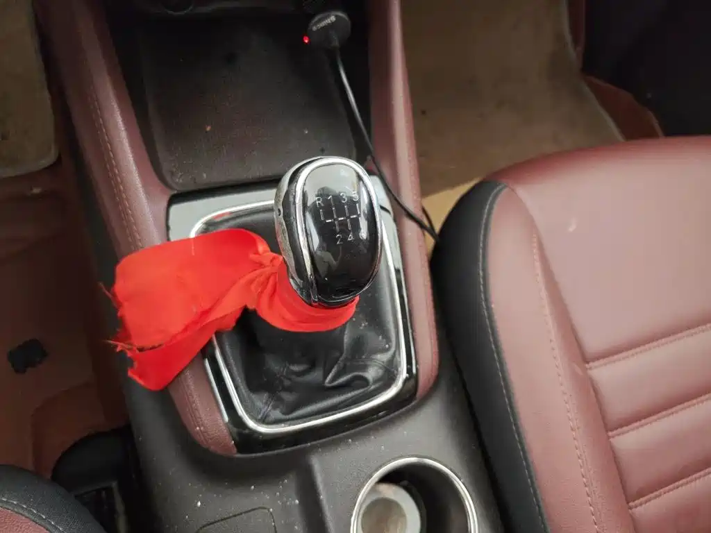 Changan Lingxuan 2018 2017 1.5T Manual LOHAS Happiness Edition