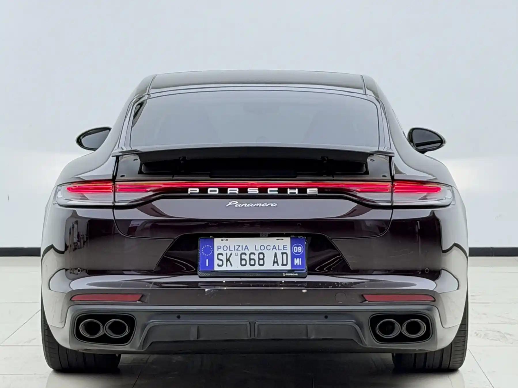 Фото 8 - Porsche Panamera