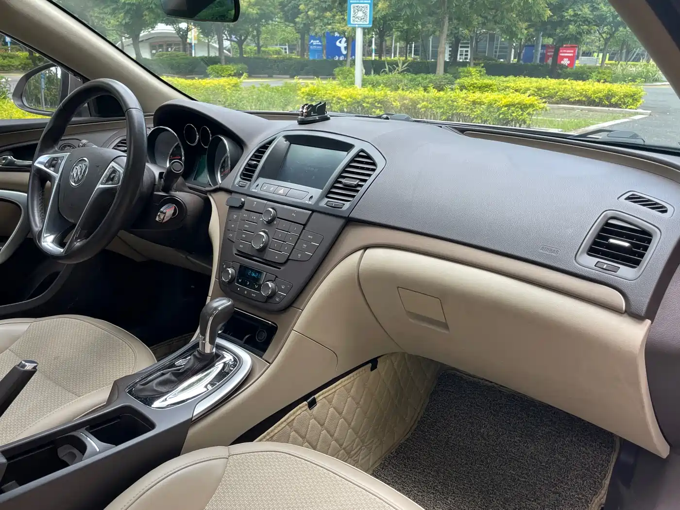 Buick Regal 2012 Model 2.0L Comfort фото 16