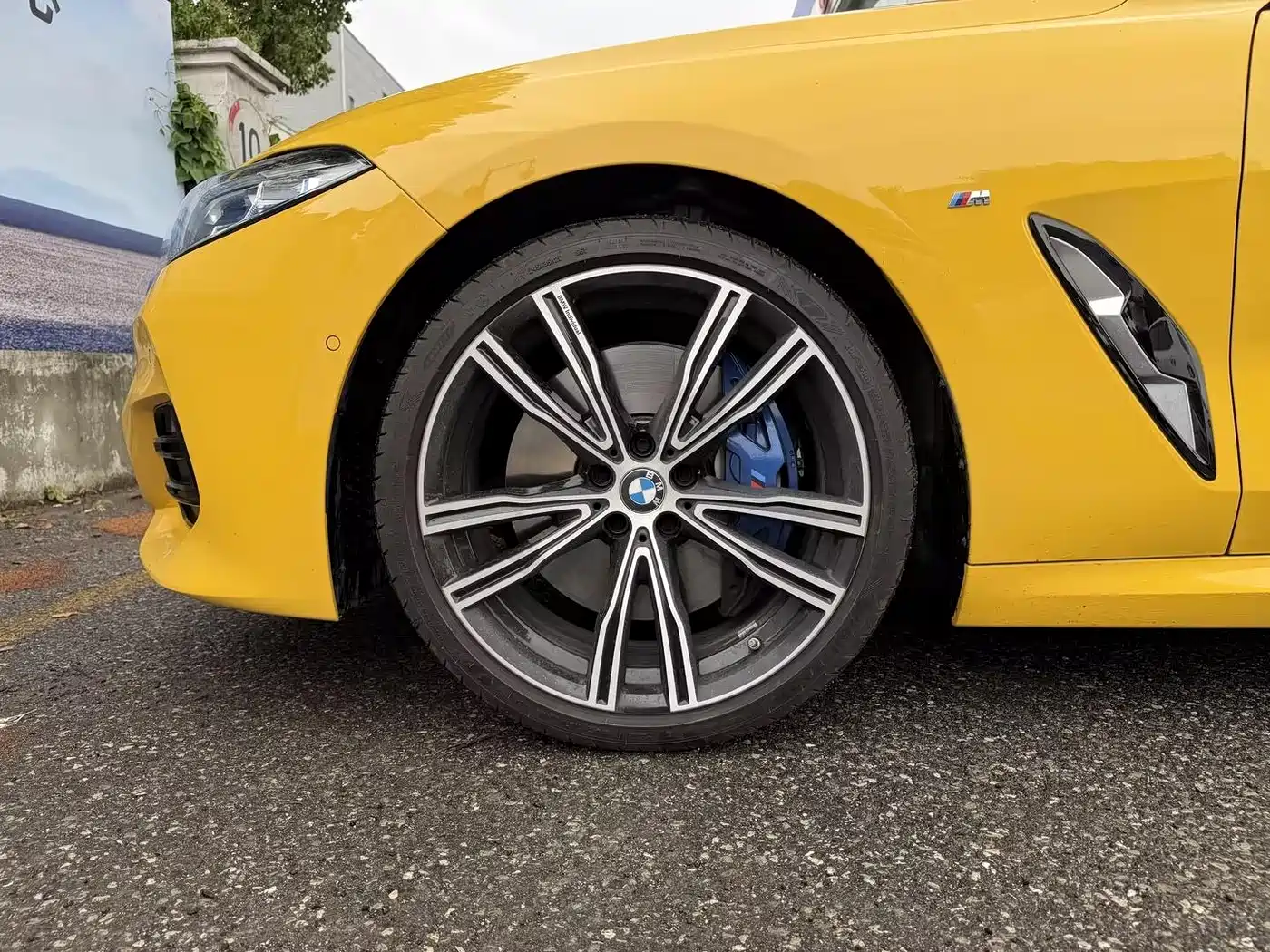 BMW 8 Series 2022 840i Convertible M Sport Package фото 3