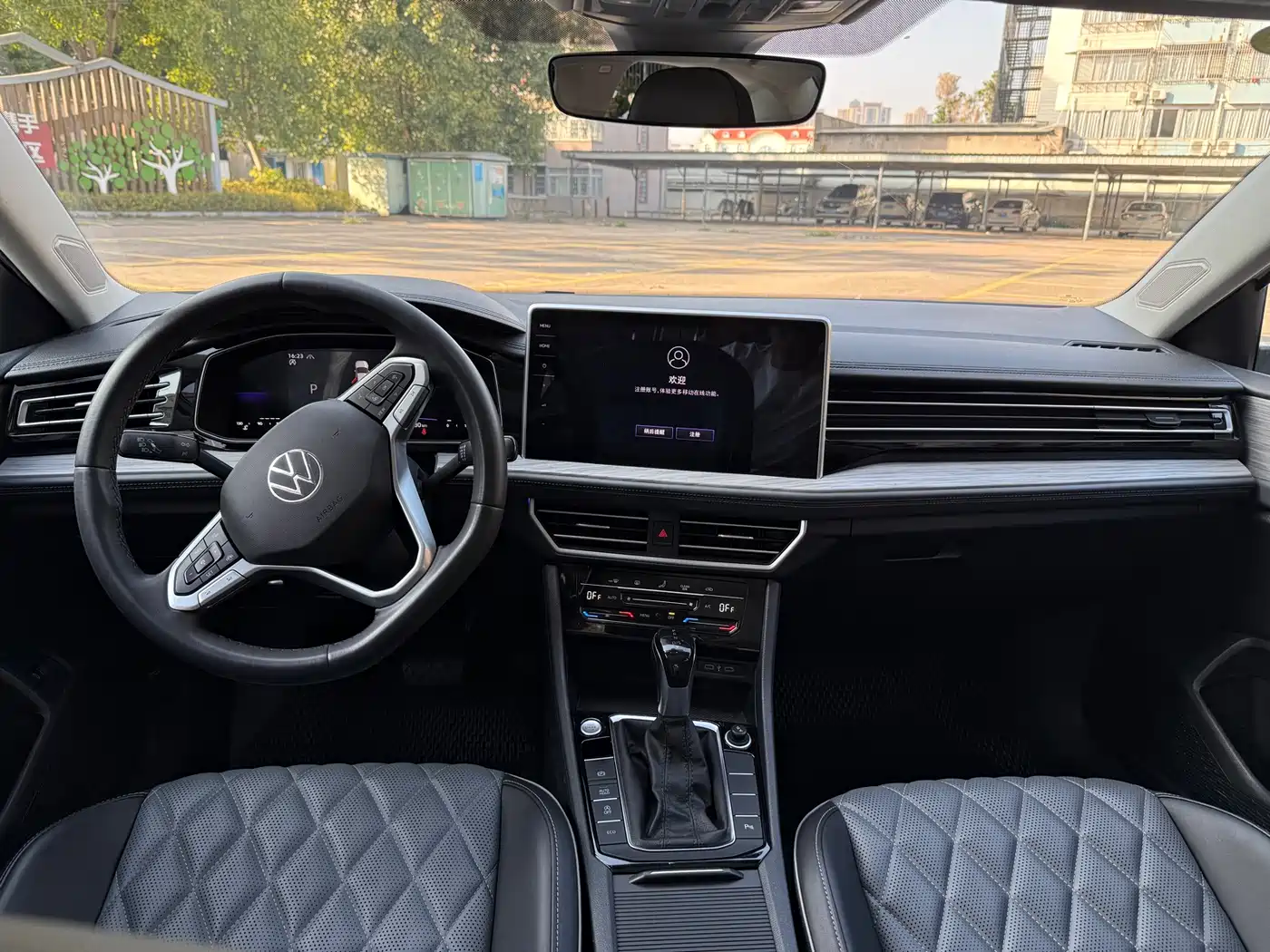 Volkswagen Sagitar 2023 Model Year 200TSI DSG Surpass Edition фото 8