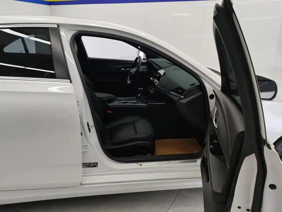 Cadillac CT4 2024 2023 25T Luxury Model