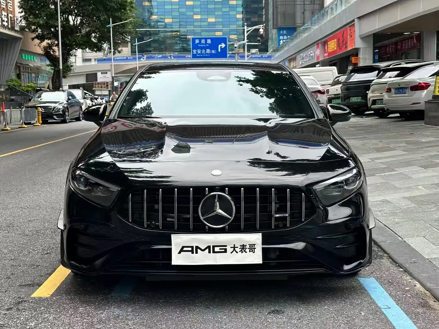Mercedes-Benz A-Class AMG (Import) 2024 AMG A 35 4MATIC фото 2
