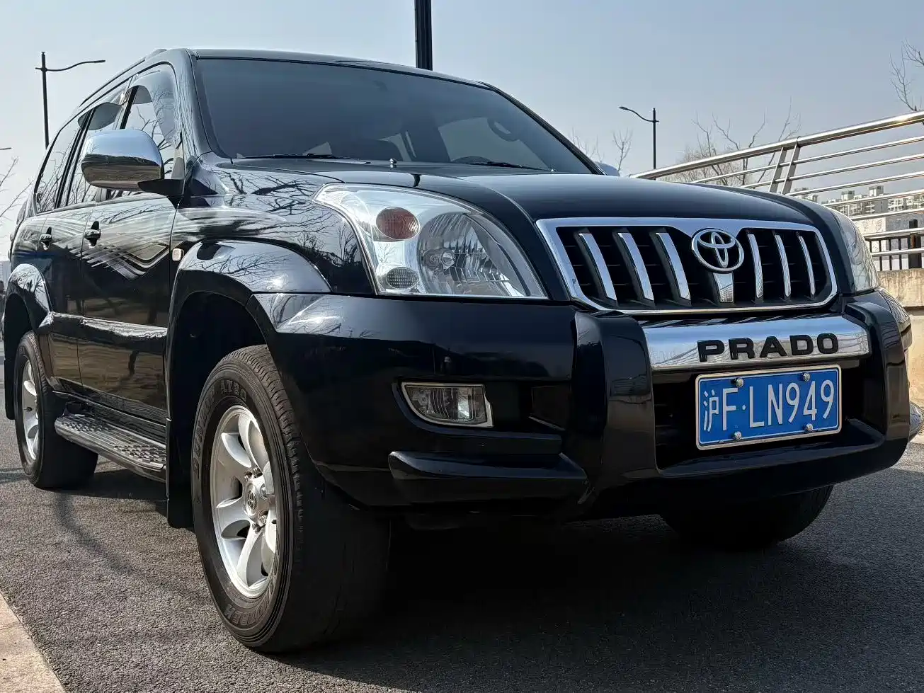 Toyota Prado 2005 4.0L Automatic GX Sport DVD Edition фото 3