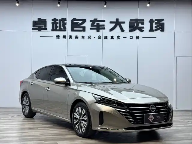 NISSAN TEANA