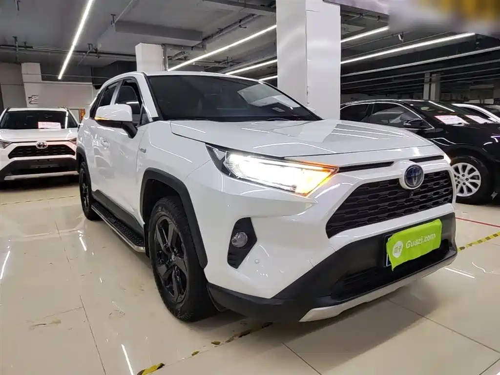 Toyota RAV4 Rongfang 2020 Hybrid 2.5L E-CVT 4WD Elite PLUS фото 4