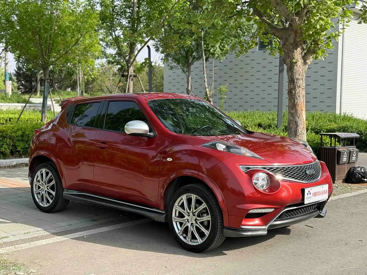 INFINITI ESQ