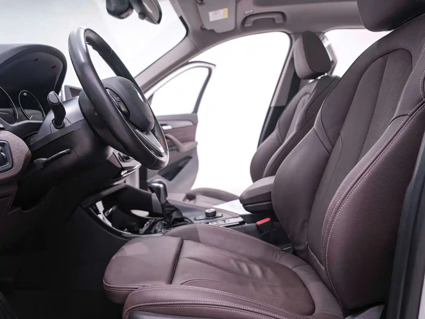 BMW X1 2019 sDrive18Li Premium Model фото 21