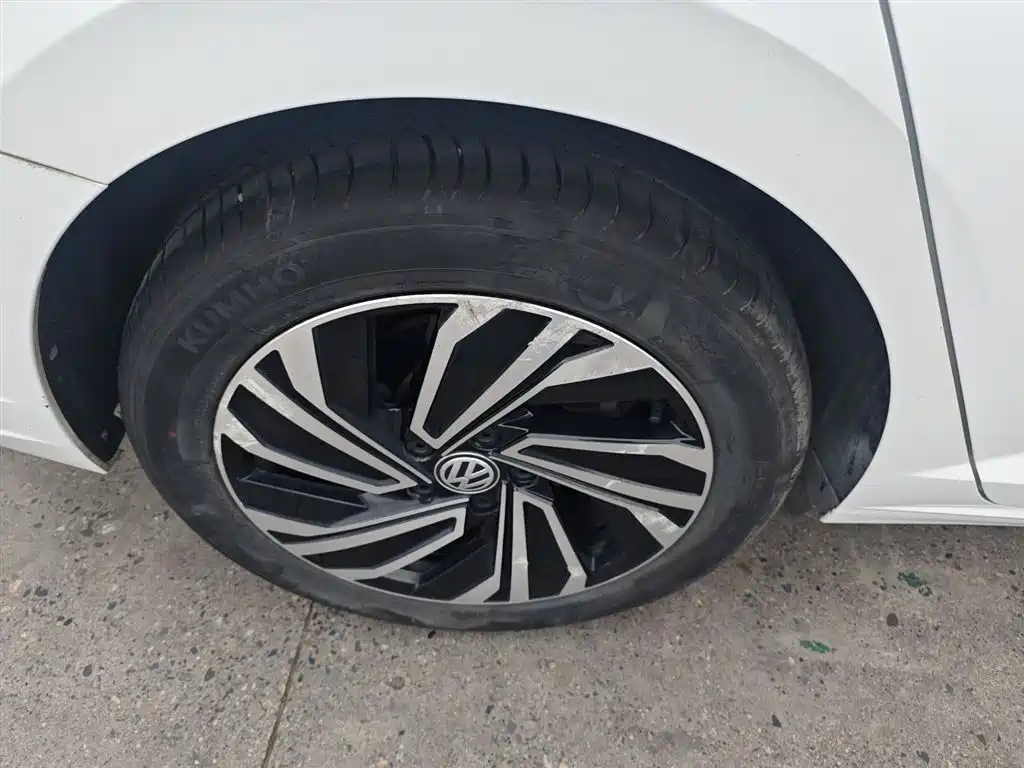 Volkswagen Sagitar 2021 280TSI DSG Surpassing Edition фото 3