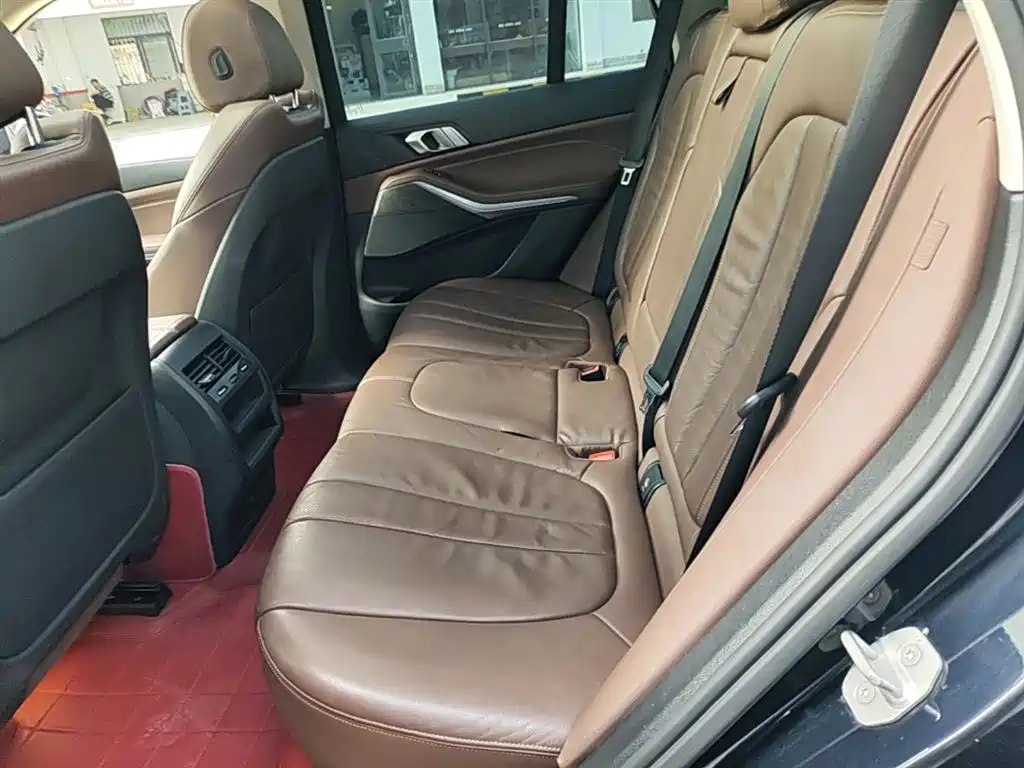 BMW X5 (Import) 2020 xDrive30i M Sport Package фото 17