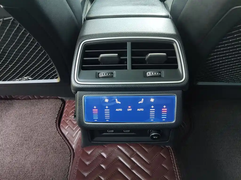 Audi A6L 2023 45 TFSI Premium Selection Dynamic фото 16