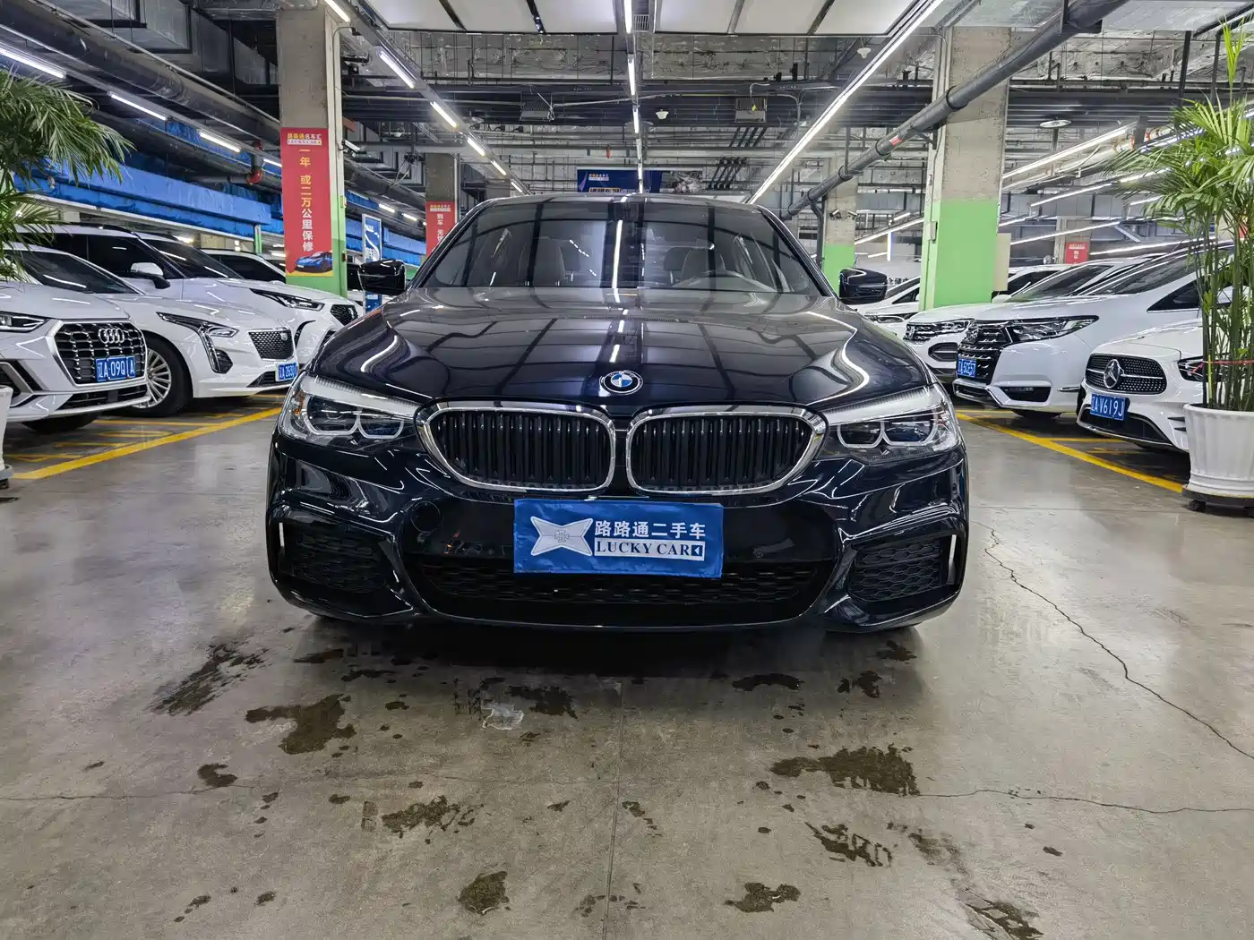 BMW 5 Series 2020 525Li M Sport Package фото 2
