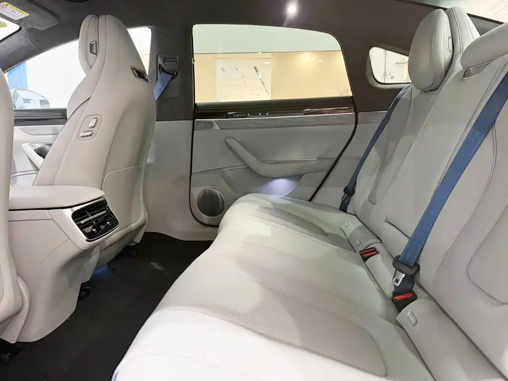 Zhijie S7 2025 2025 705km Max
