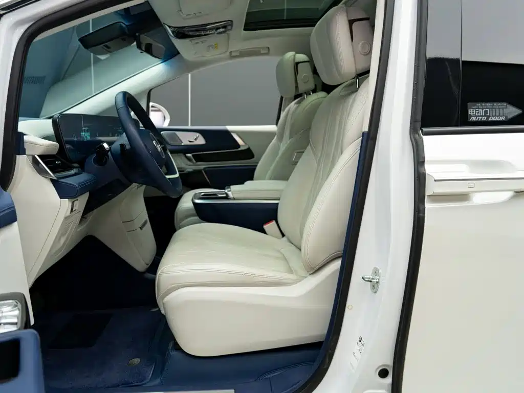 Buick Century 2023 2023 2.0T 6-Seat World Edition