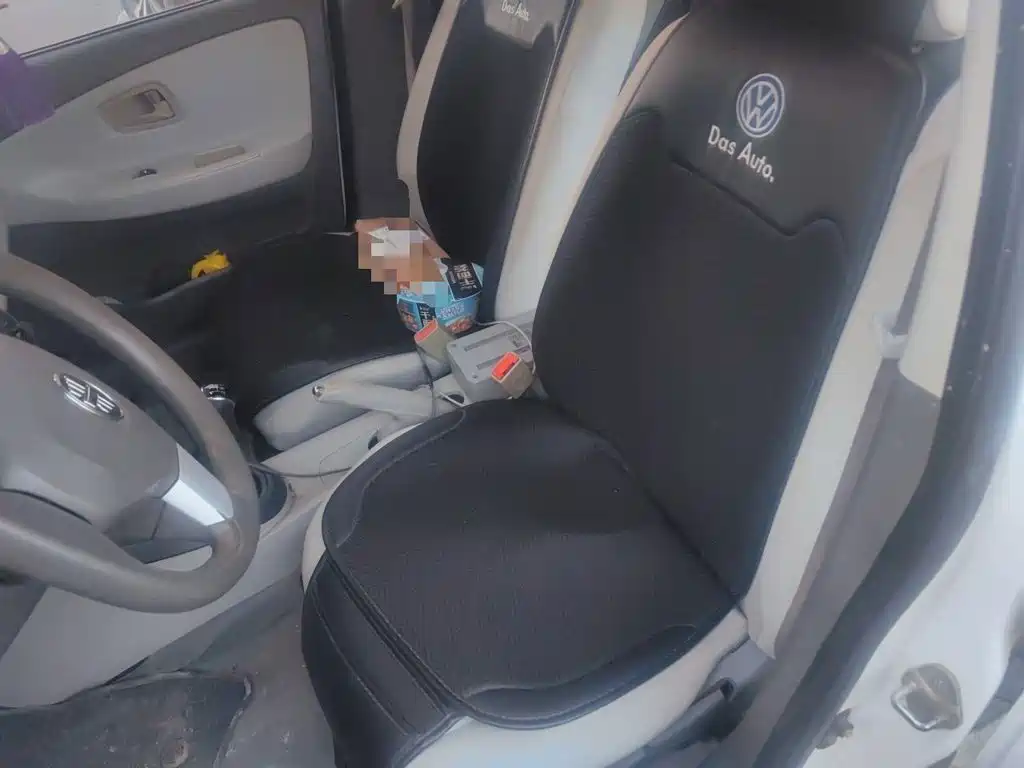 FAW Xiali N5 2017 2014 1.0L Manual Standard