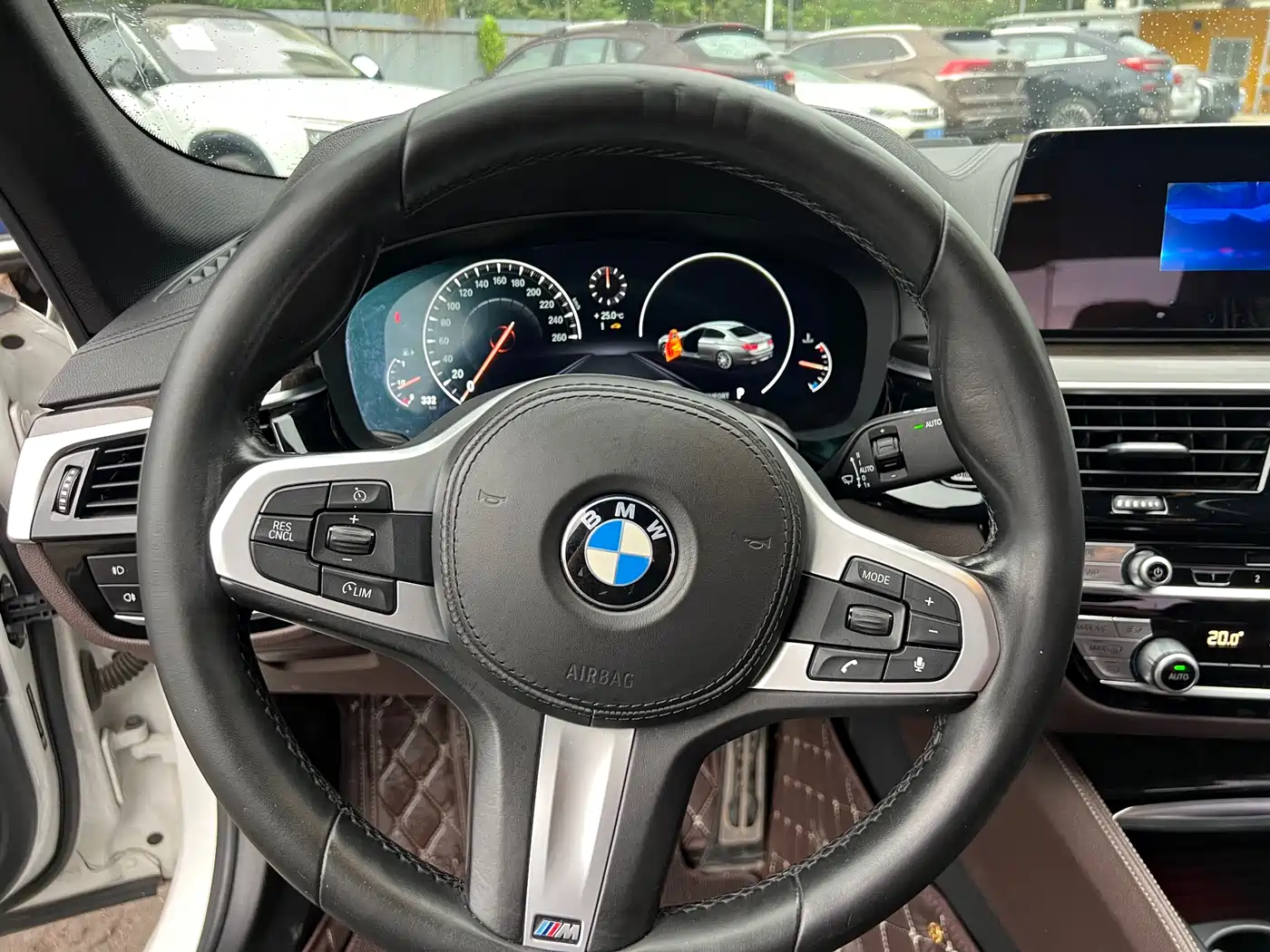 BMW 5 Series 2019 525Li M Sport Package фото 12