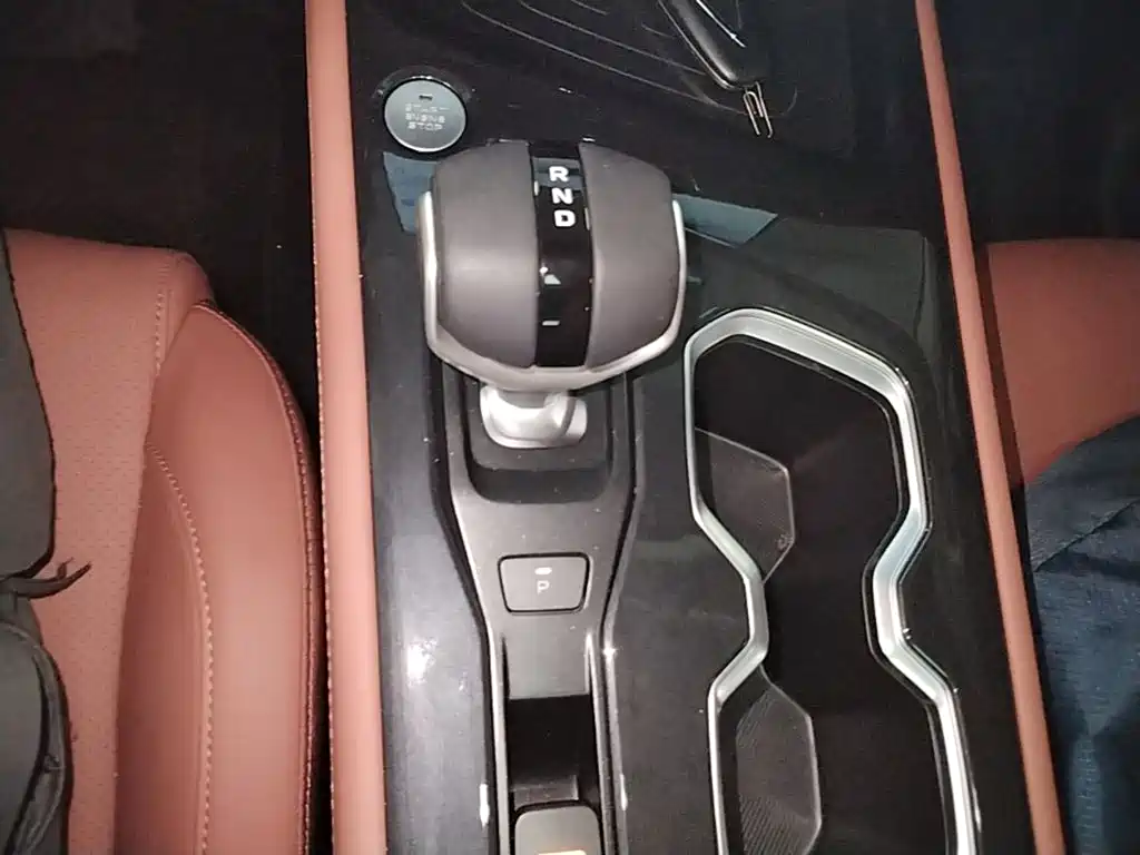 Changan CS75 2025 2025 PRO 1.5T Premium 7-Seater