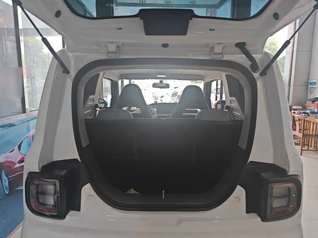 Фото 19 - Geely Galaxy Panda