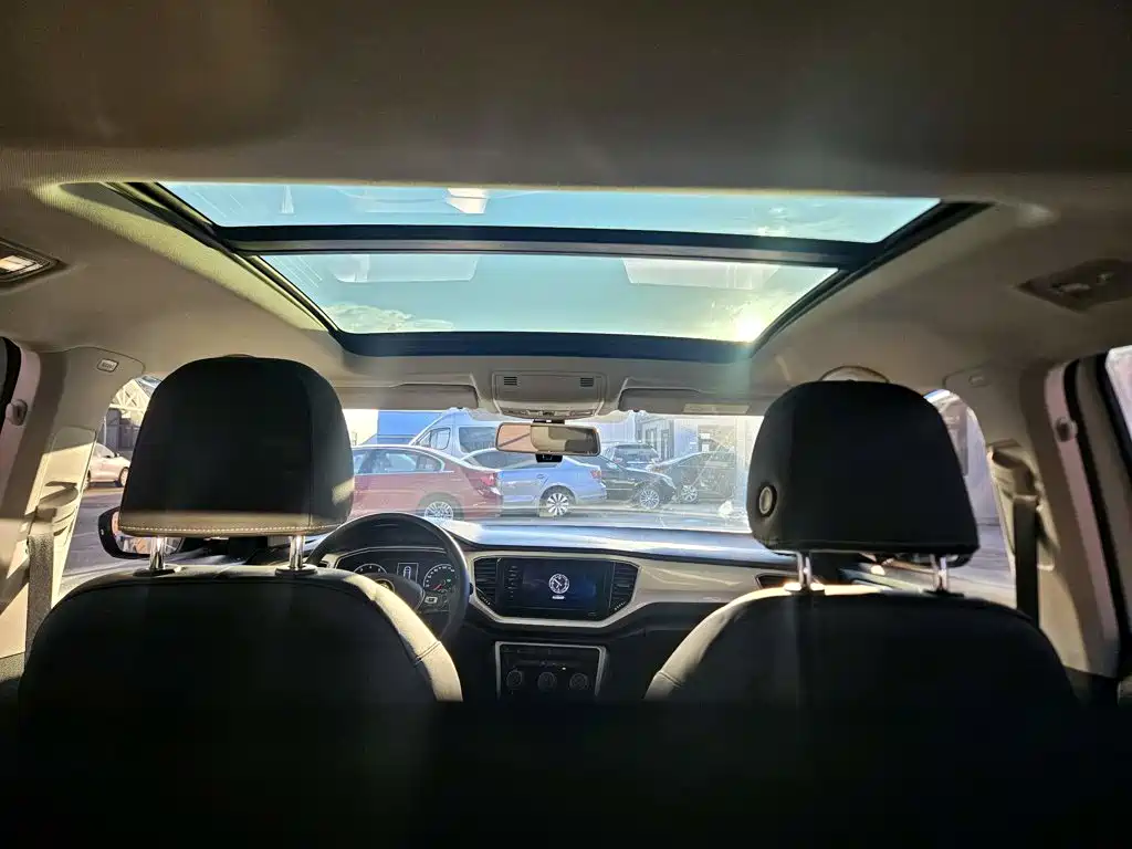 Volkswagen T-ROC 2023 2022 280TSI DSG 2WD Comfort PLUS