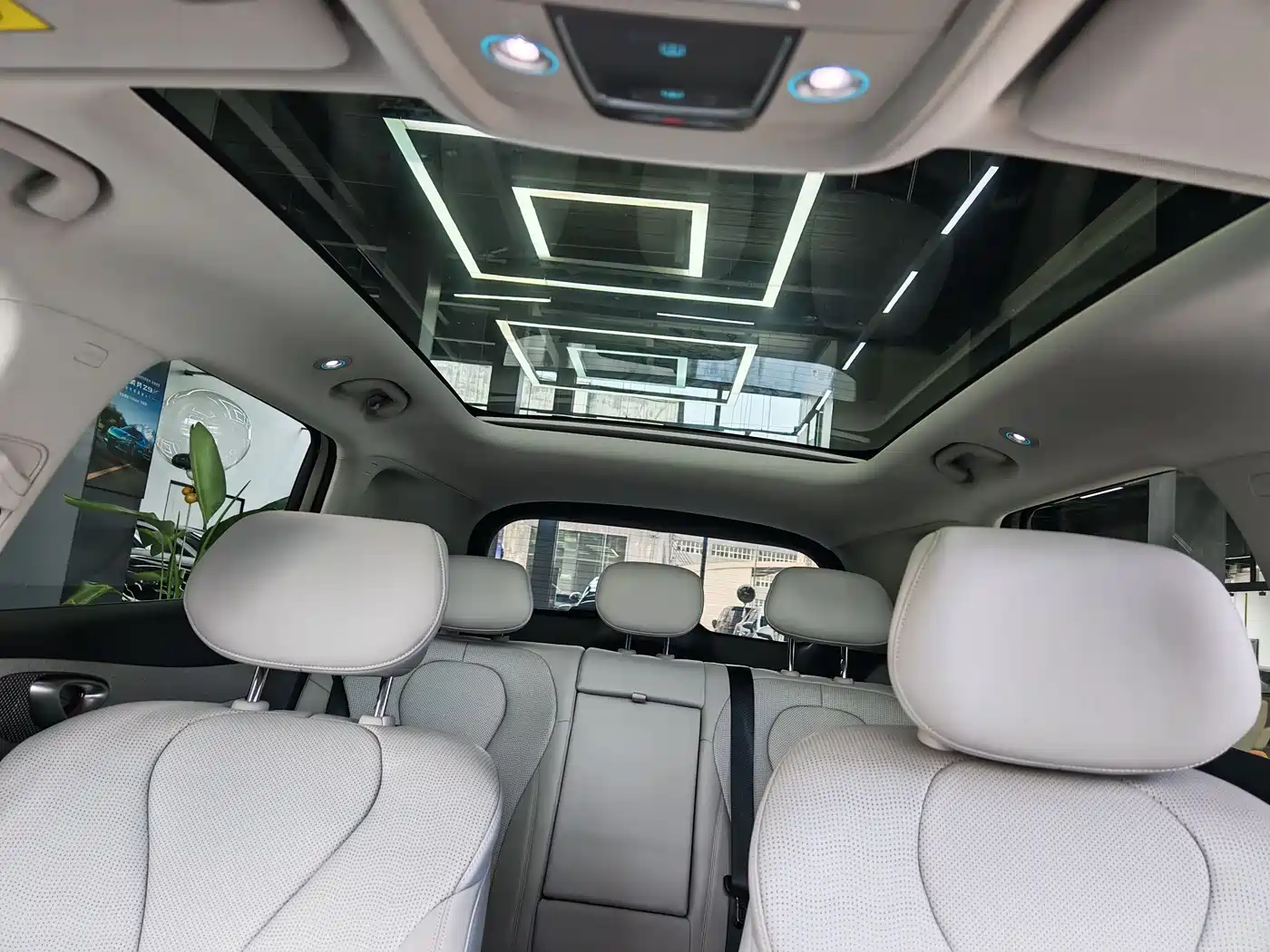 BYD Hai Shi 05 EV 2025 520KM Flagship Smart Navigation Edition фото 6