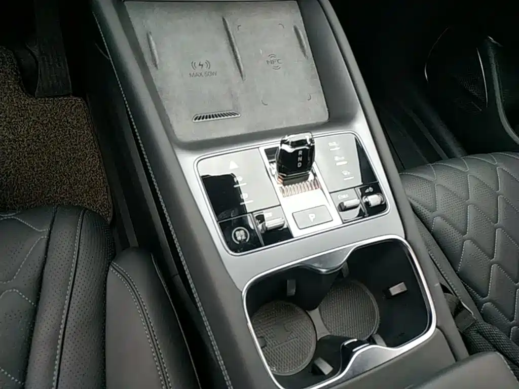 BYD Sealion 07 EV 2024 610 Long Range Edition фото 14