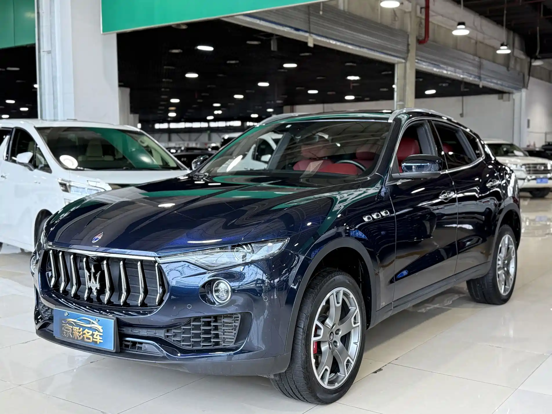 Photo 23 - Maserati Levante