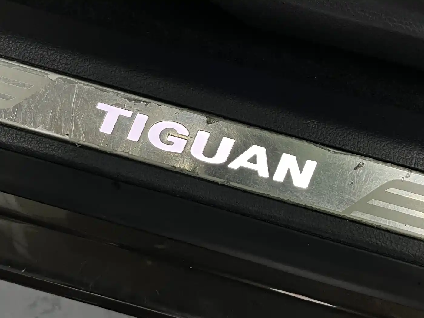 Volkswagen Tiguan 2015 1.8TSI Automatic 2WD Highline фото 9