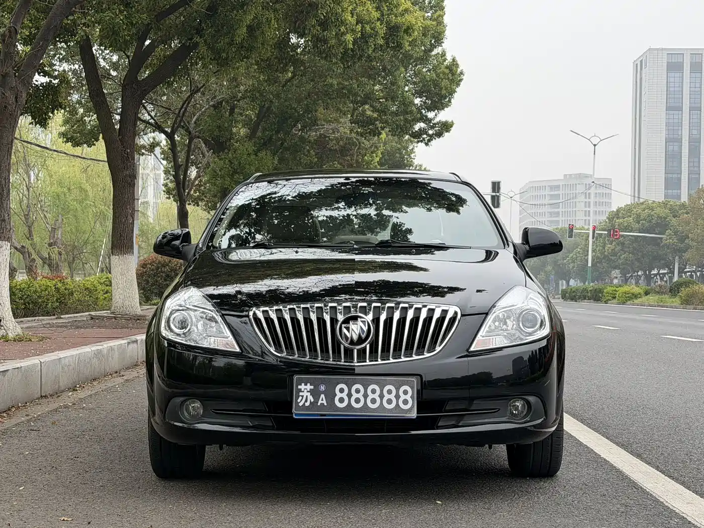 Buick Excelle 2013 1.5L Automatic Classic фото 2