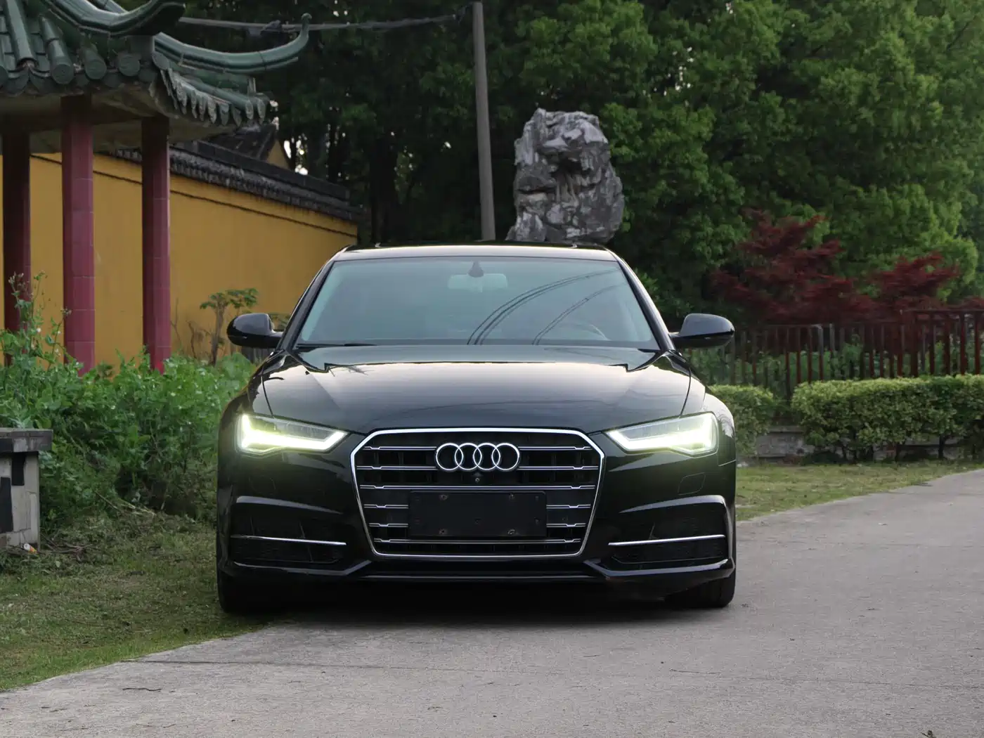 Audi A6L 2018 30th Anniversary 30 FSI Style