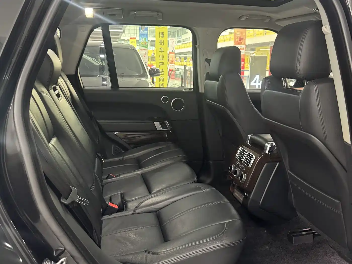Land Rover Range Rover 2017 3.0 SC V6 Vogue фото 13