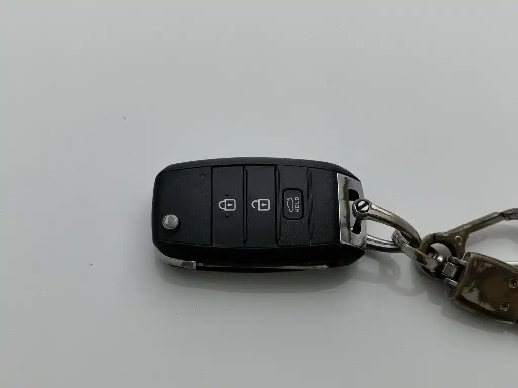 Kia KX CROSS 2018 2017 Model 1.4L MT GLS