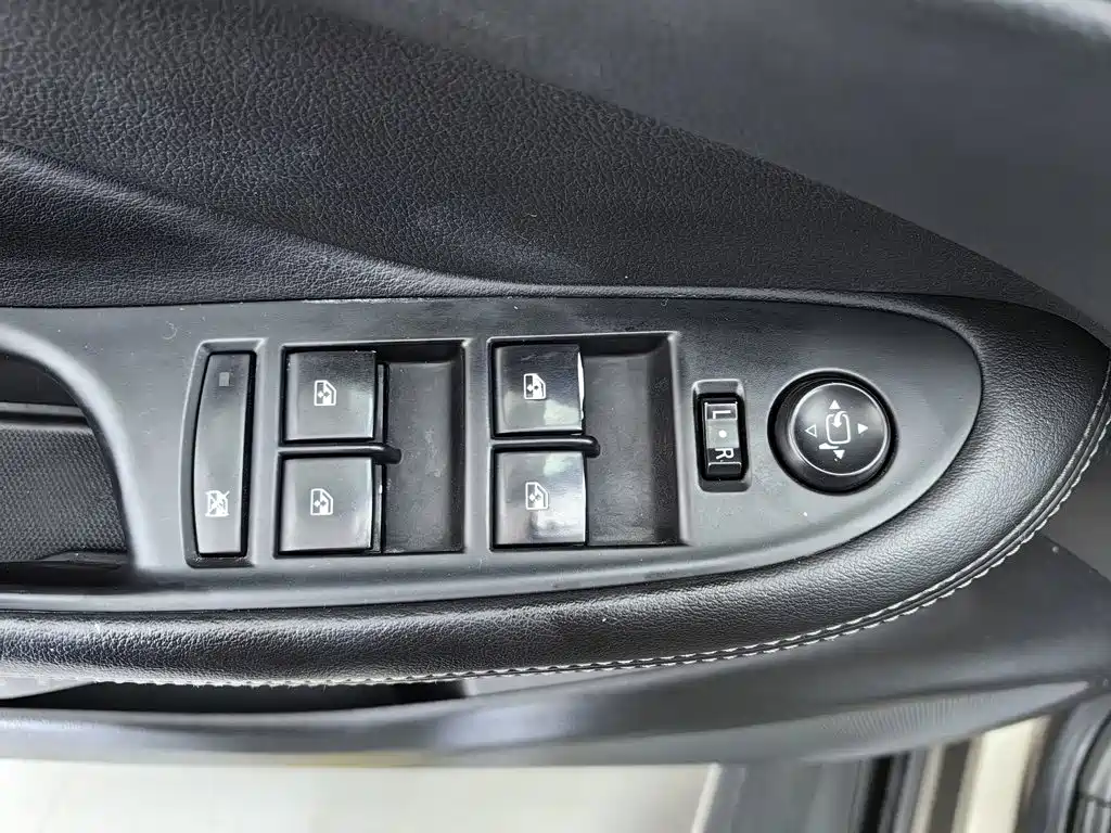 Фото 9 - Buick Envision Plus