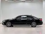 Фото 5 - Audi A8