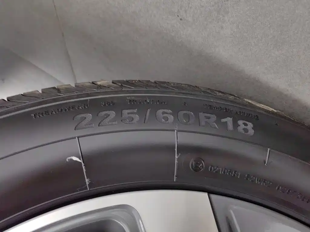Exeed Windchaser 2023 2023 1.5T CVT Soaring Edition