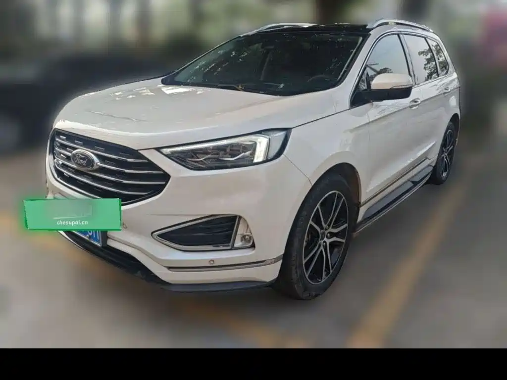 Фото 23 - Ford Edge