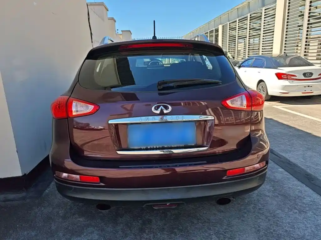 Infiniti QX50 (Import) 2015 2013 2.5L 2WD Elegance