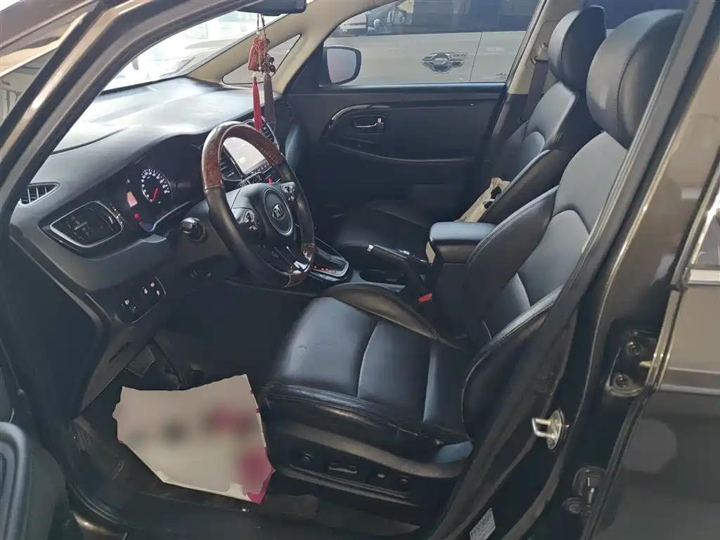 Kia Carens 2013 2.0L 7-Seat Auto Luxury China IV фото 12