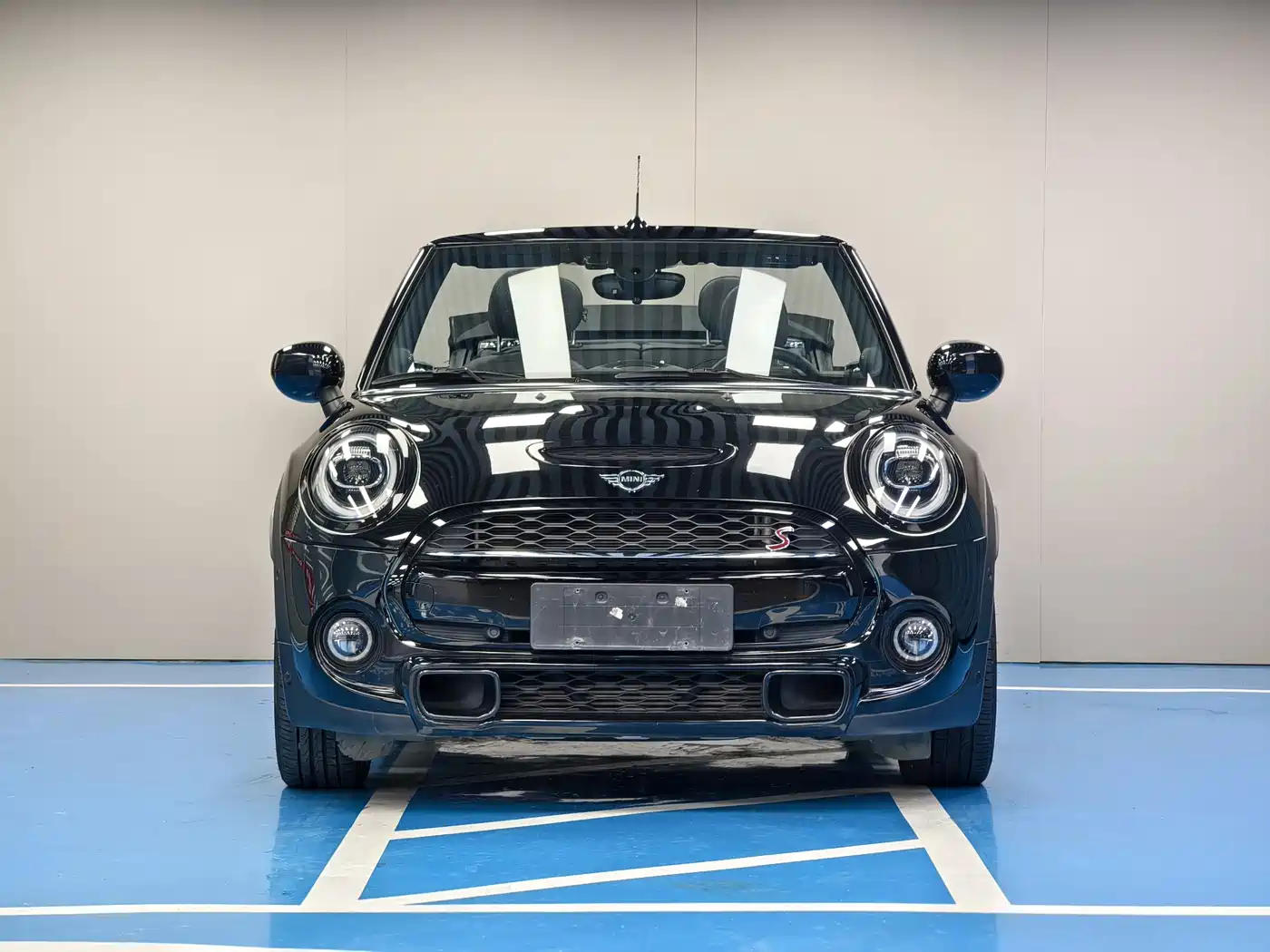 MINI 2021 2.0T COOPER S CABRIO Caribbean Blue Collector's Edition фото 2