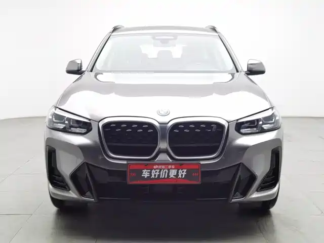 BMW iX3 2023 Leading Type — фото 3