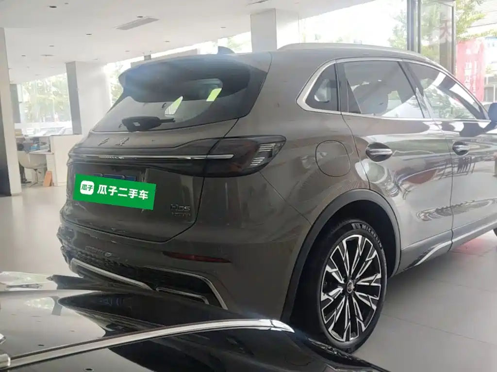 Hongqi HS5 2025 2025 2.0T 4WD Qixiang Pro