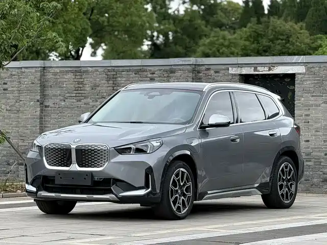 BMW BMW iX1 2023 xDrive30L X Design Package