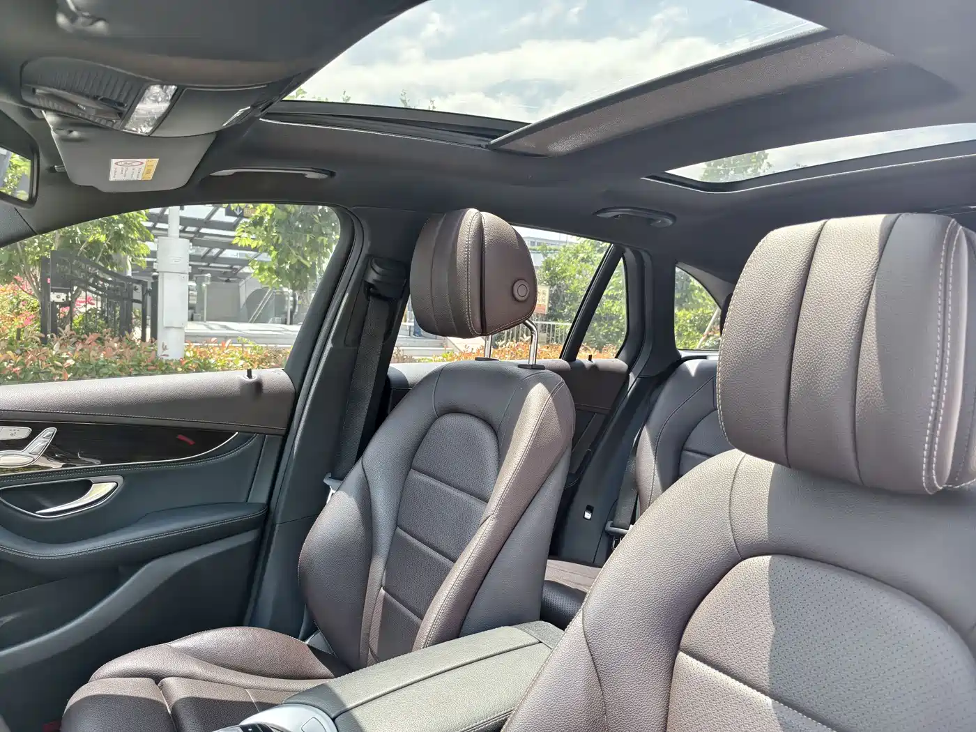Mercedes-Benz GLC 2017 GLC 260 4MATIC Luxury фото 10