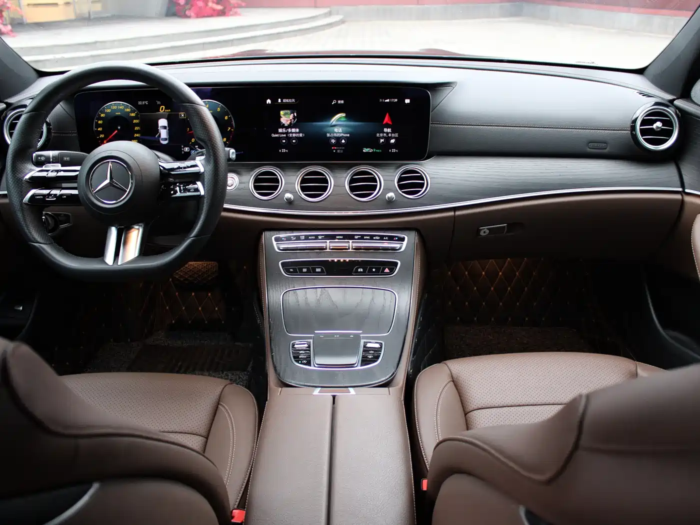 Mercedes-Benz E-Class 2022 E 300 L Sport Luxury фото 11
