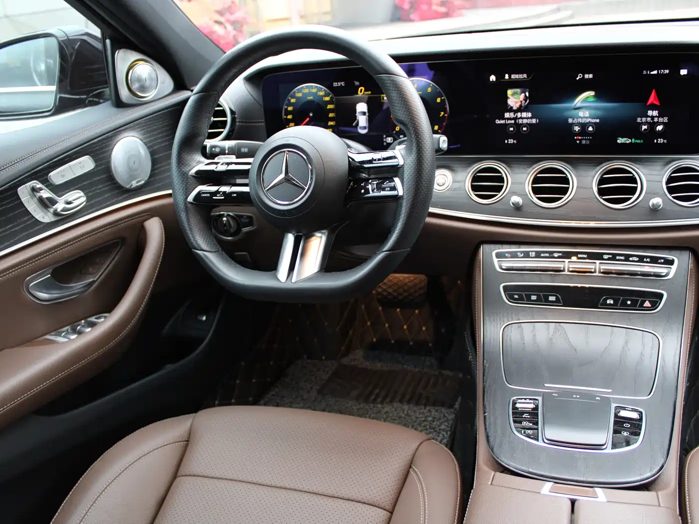 Mercedes-Benz E-Class 2022 E 300 L Sport Luxury фото 15