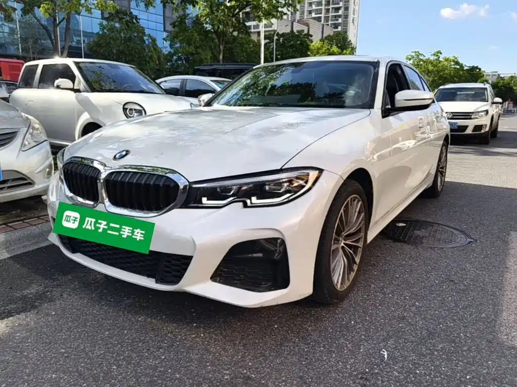 Фото 2 - BMW 3 Series