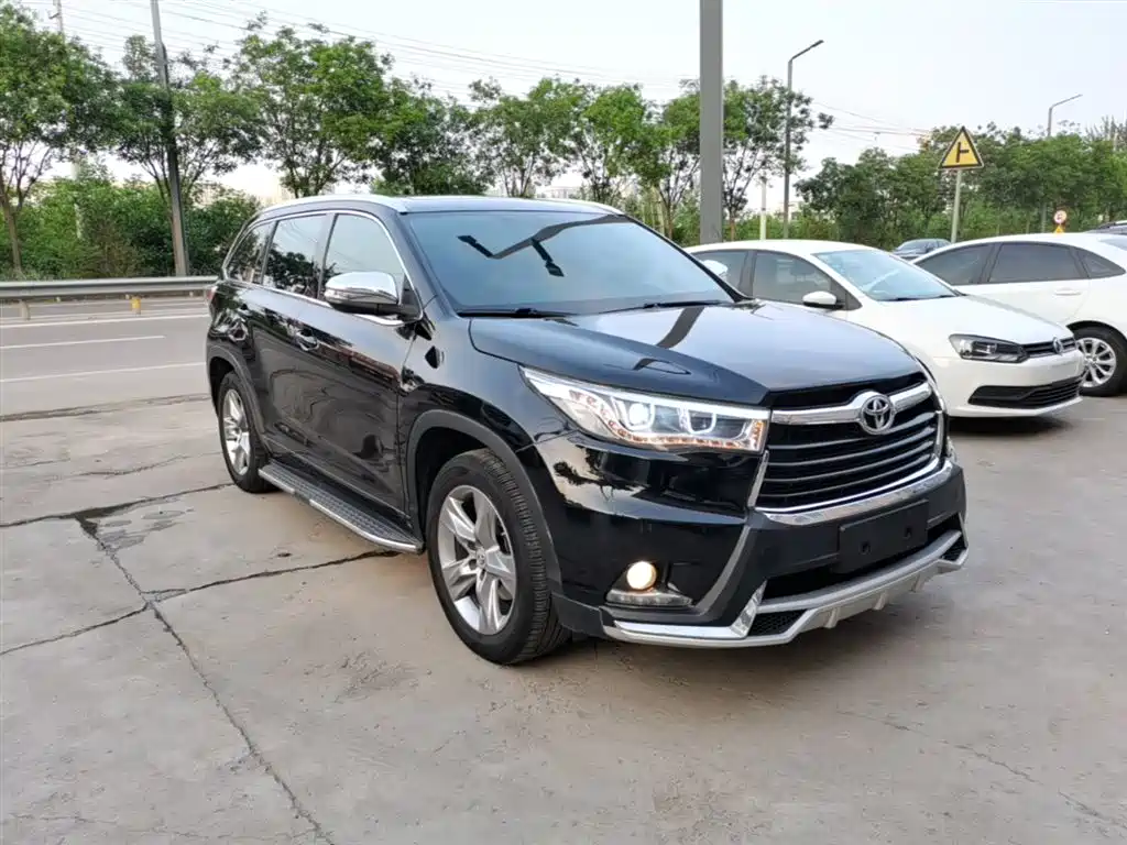 Toyota Highlander 2015 2.0T AWD Luxury Edition 7-seater фото 4