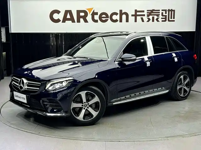 MERCEDES-BENZ GLC