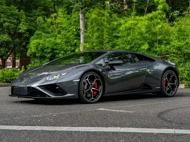 Lamborghini Huracán Huracán EVO RWD