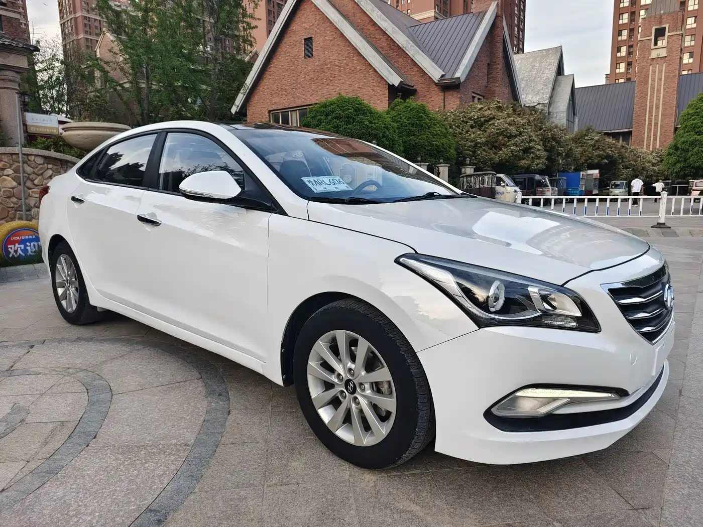 Hyundai Mistra 2014 1.8L Auto Smart GLS фото 3